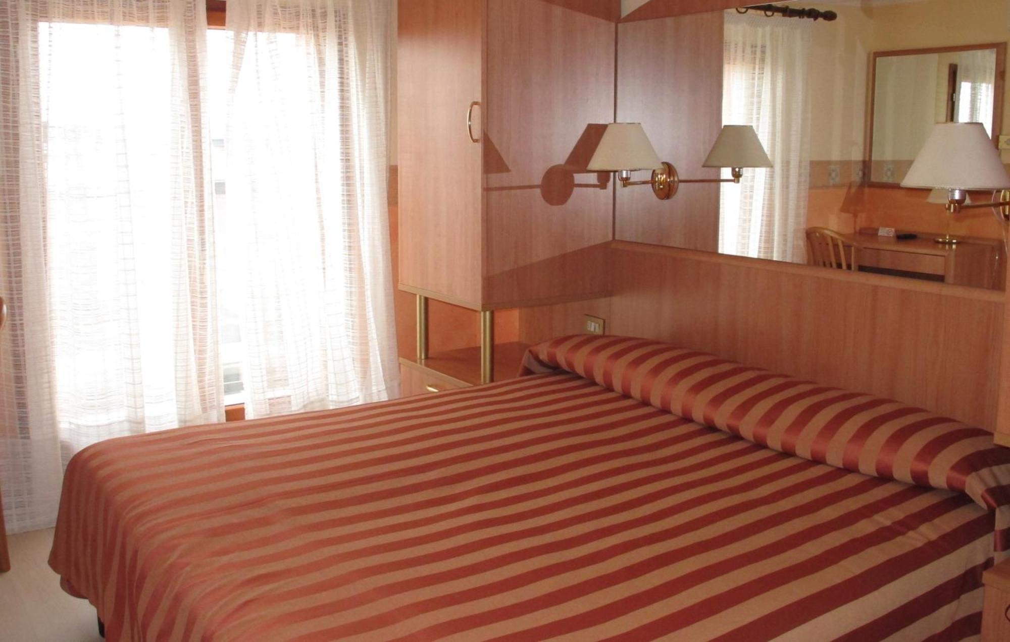 Hotel Smeraldo Lido di Jesolo Rum bild