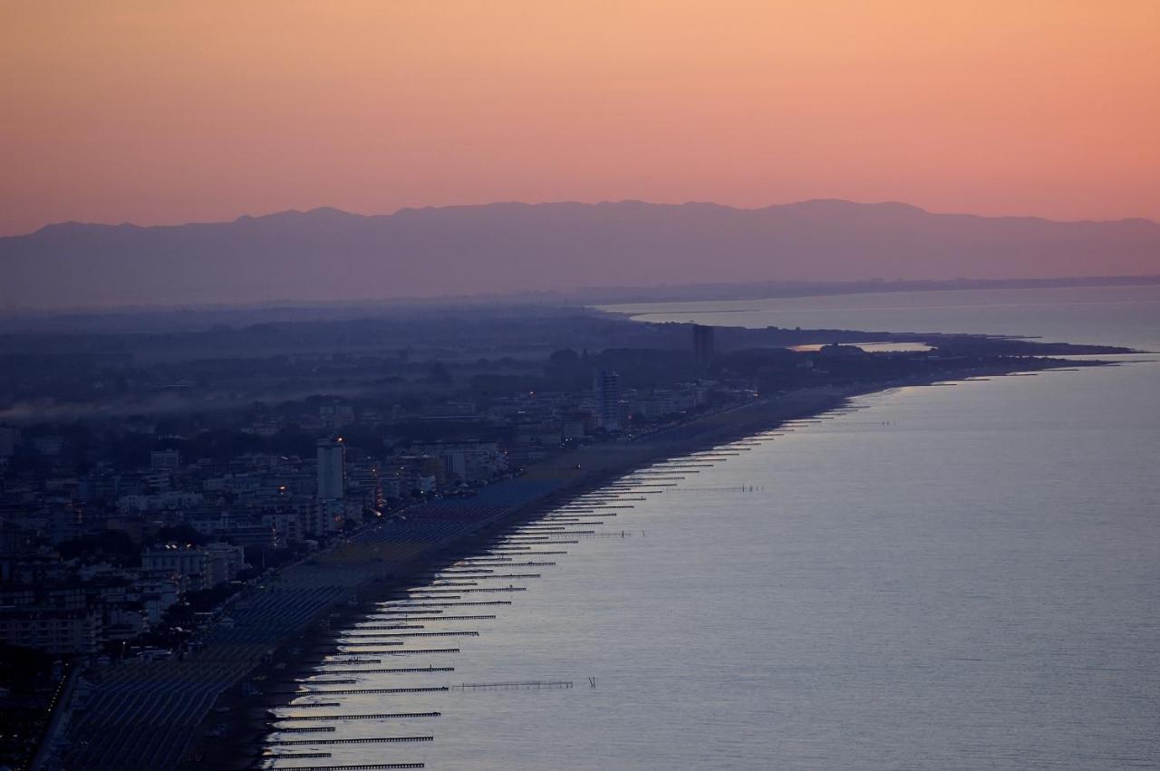 Hotel Smeraldo Lido di Jesolo Exteriör bild
